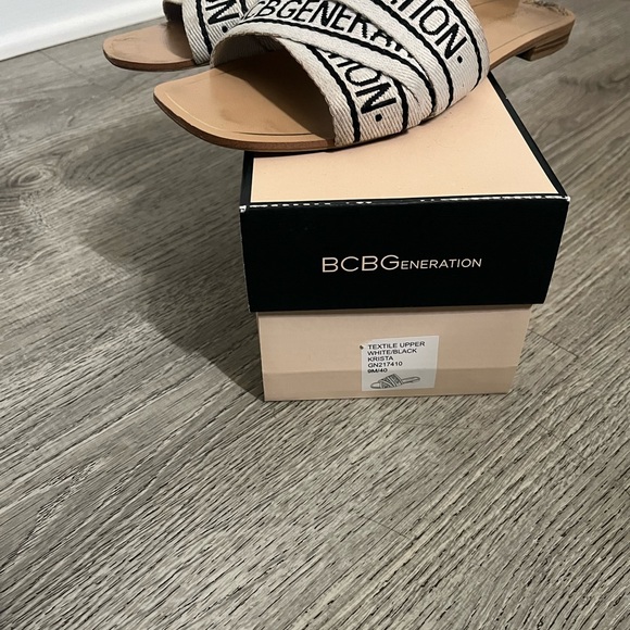 BCBGeneration Women's Black and White Slide Sandals - Picture 3 of 5